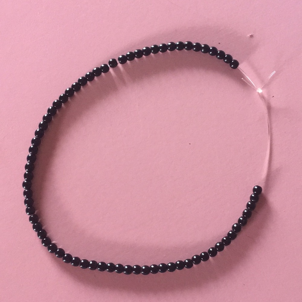 black beaded choker/double bracelet